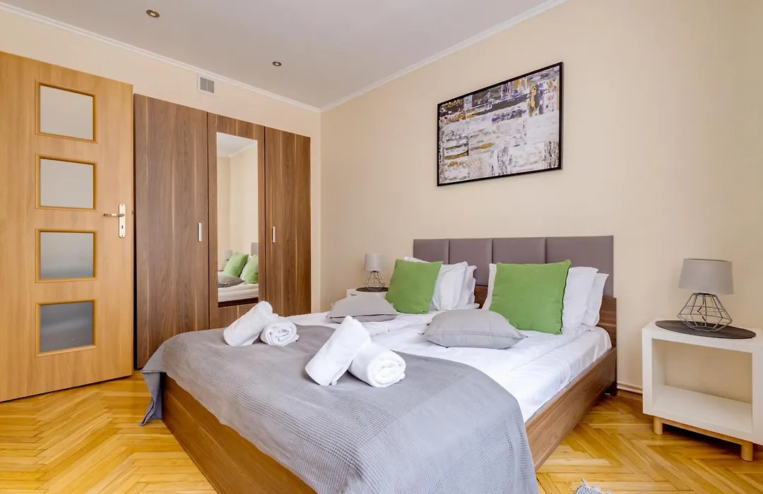 Apartament Rodzinny Bulwary-1